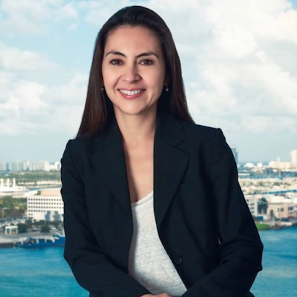 Meet your Posher, Lucero